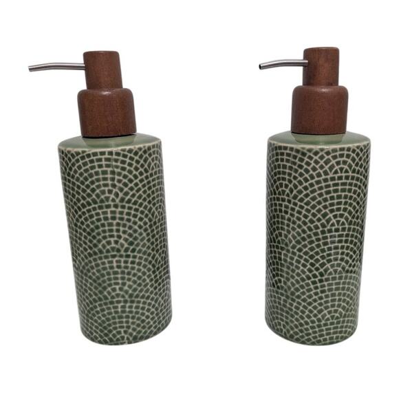 Set of TWO Cynthia Rowley Ceramic Green Mosaic Hand Soap Dispenser - Picture 1 of 7
